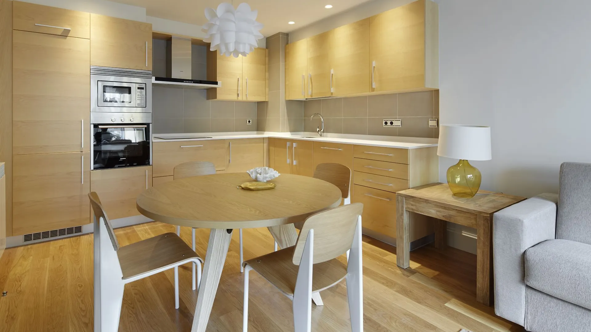 La Concha Suite 2 by FeelFree Rentals San Sebastian